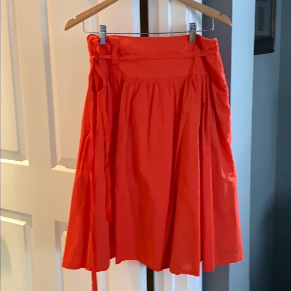 Women’s 100% cotton coral swing skirt.